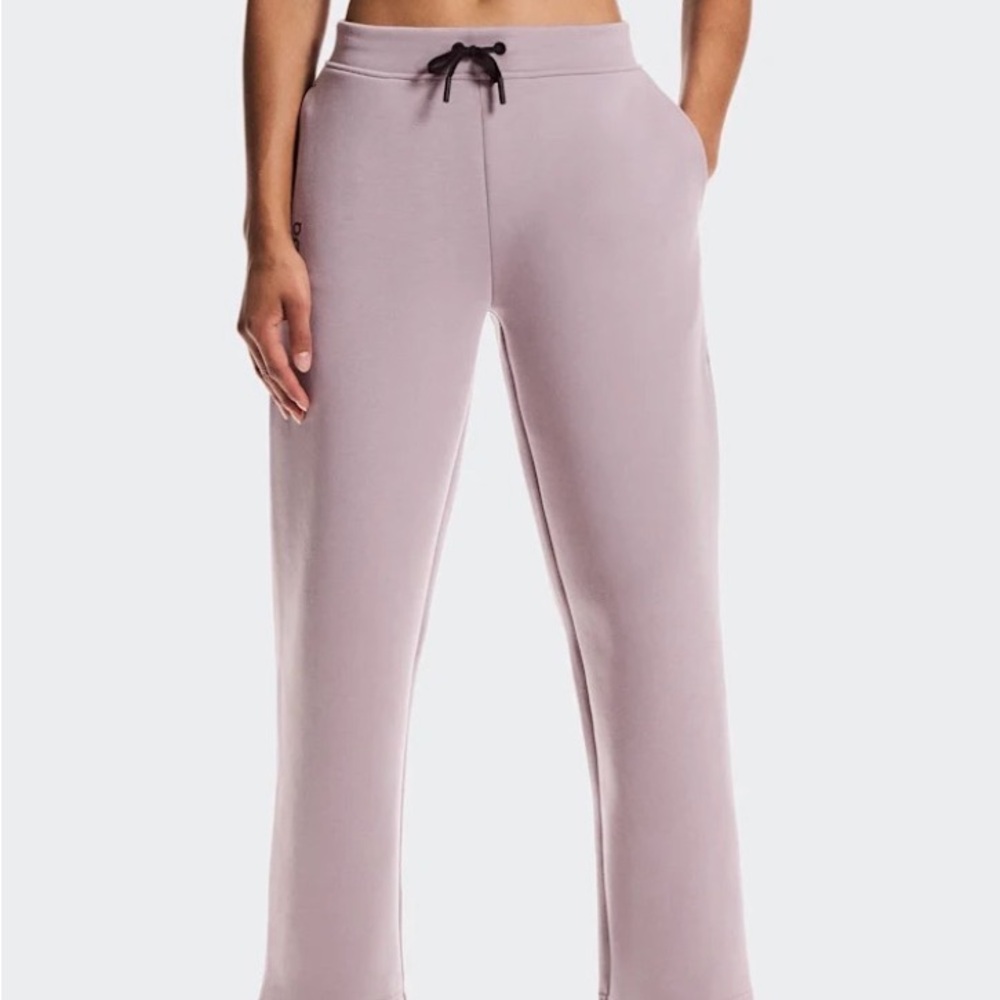 On Running Women's Lavender Jogger Pants